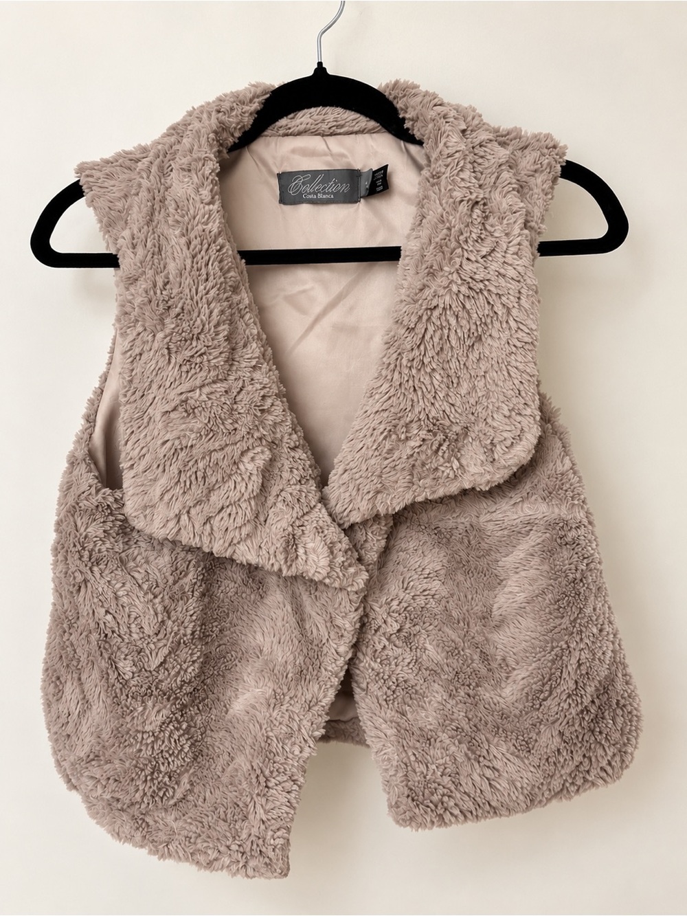 Costa Blanca Collection Faux Fur Vest | Taupe | Size 4